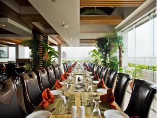 Windsor Rajadhani Hotel Thiruvananthapuram